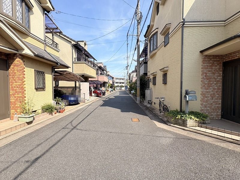 S__819830790_0 S__819830790_0