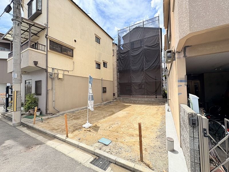 S__821690372_0 S__821690372_0