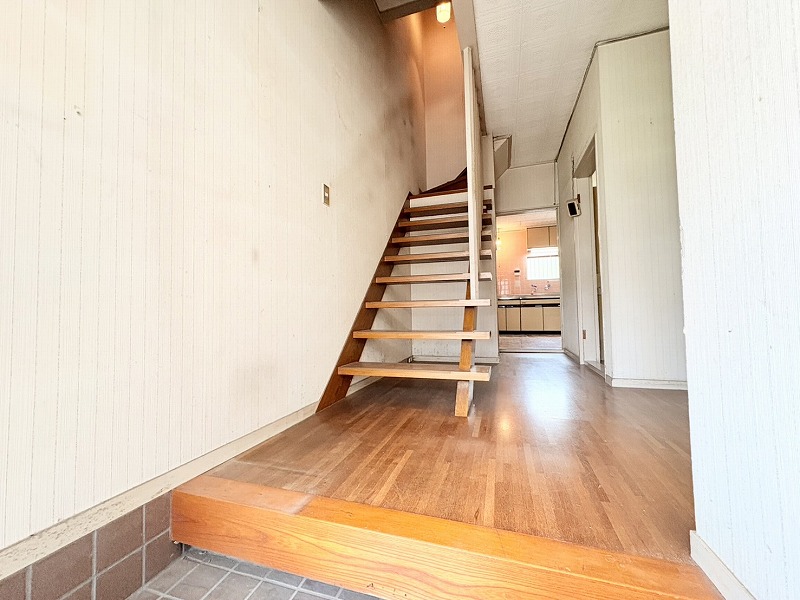 S__822272035_0 S__822272035_0