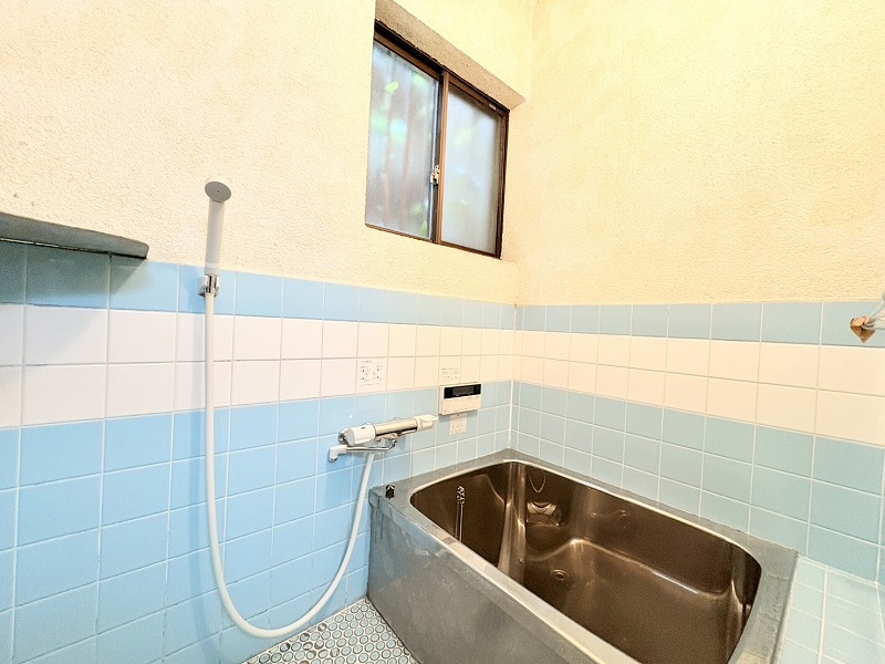 S__822272053_0 S__822272053_0