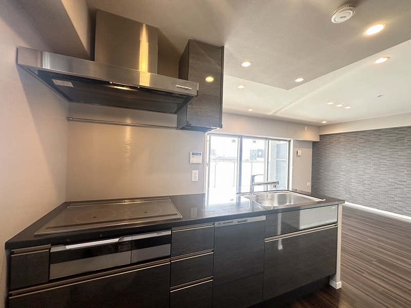 S__824926214_0 S__824926214_0