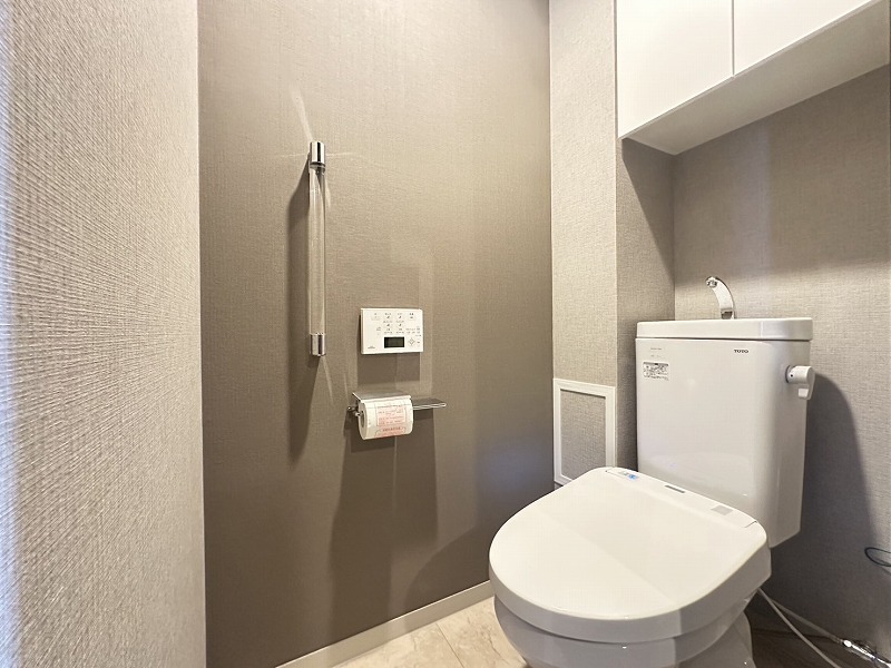 S__824926222_0 S__824926222_0