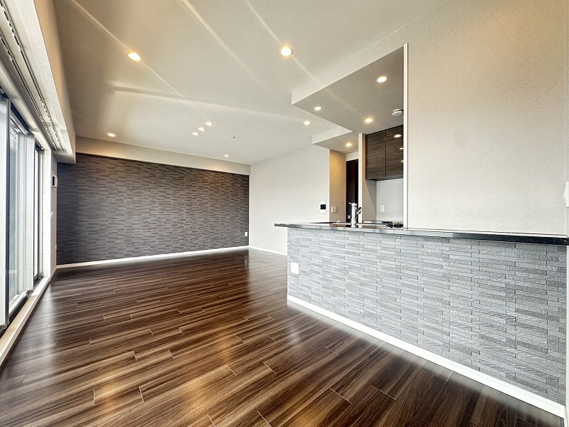 S__824926230_0 S__824926230_0