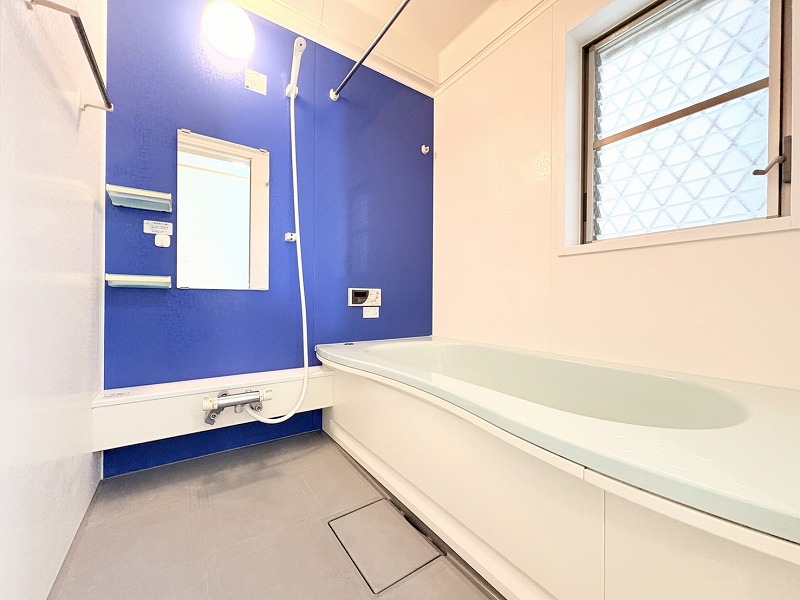 S__827392007_0 S__827392007_0