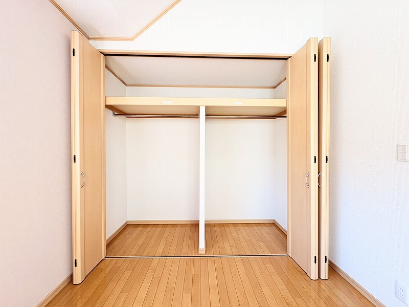 S__827392014_0 S__827392014_0