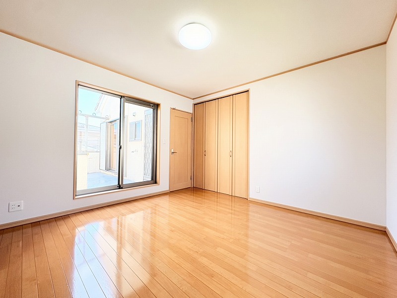 S__827392017_0 S__827392017_0