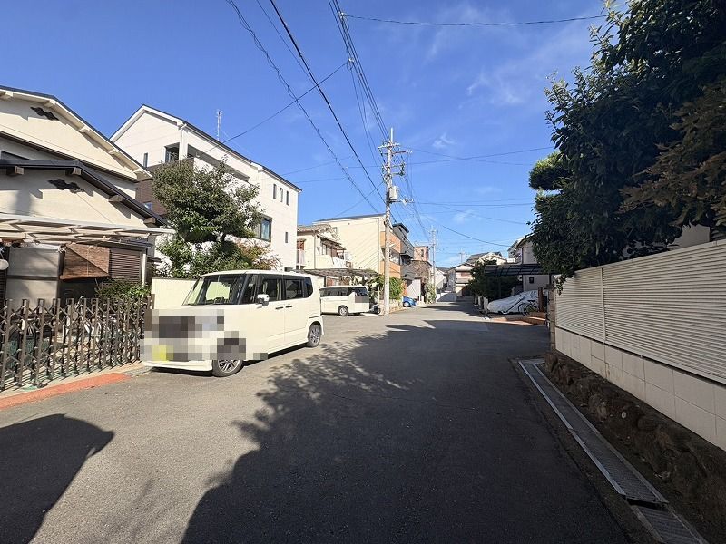 S__831700996_0 S__831700996_0